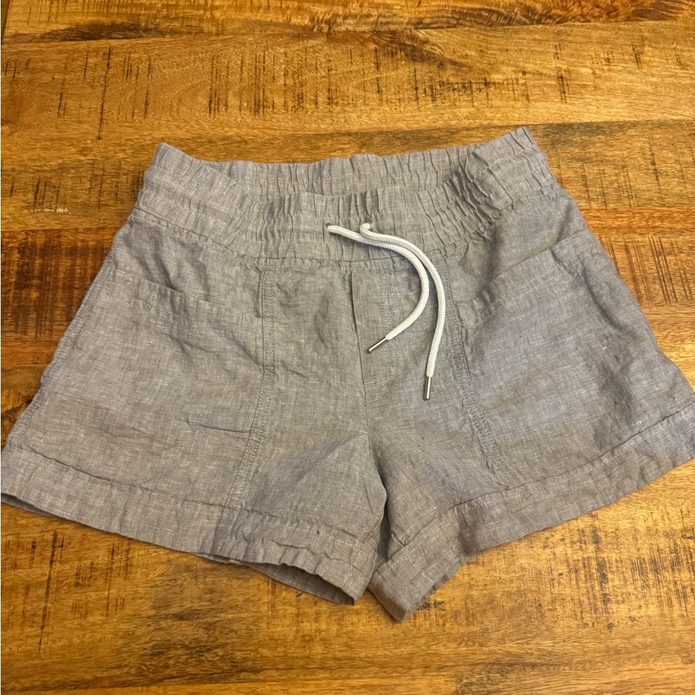 Athleta Light Gray Women's linen Cargo Shorts